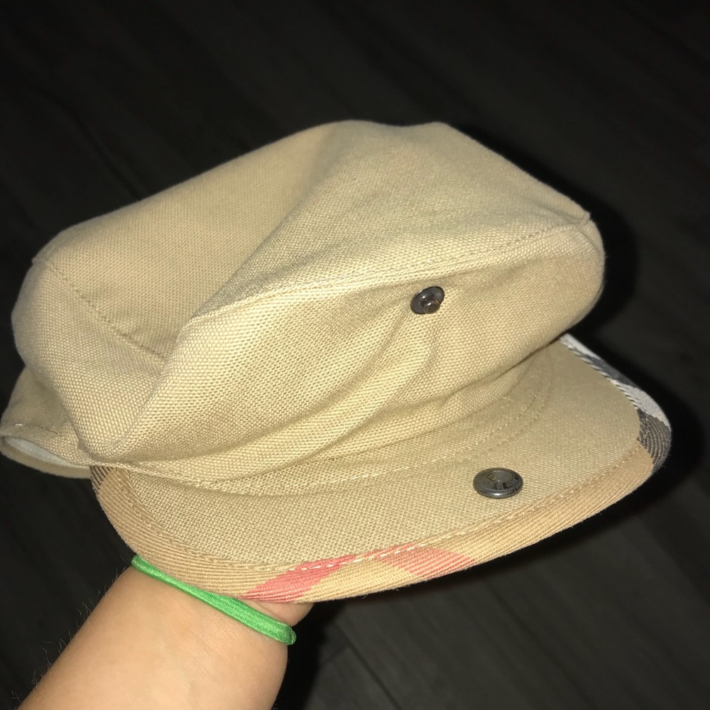 Women’s Burberry Hat